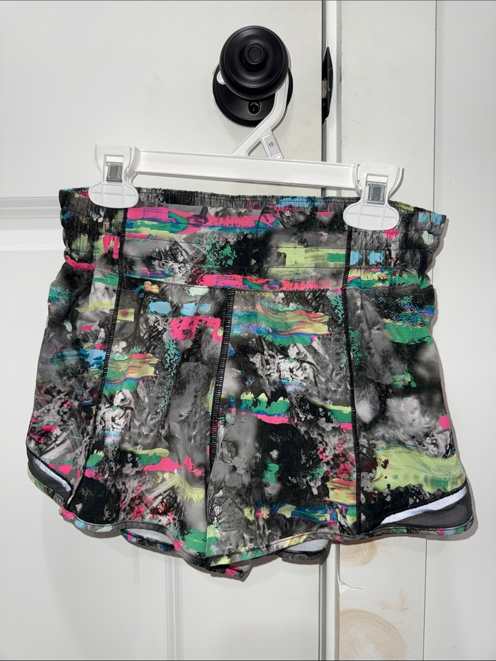 Lululemon Hotty Hot Shorts in vibrant Paint Drift Multi/Graphite Grey